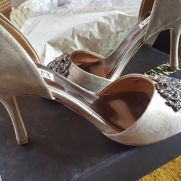 shoes - Picture 4 of 8